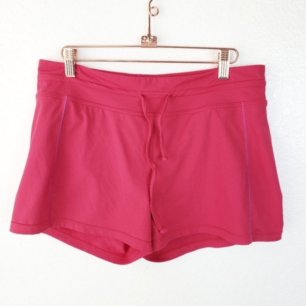 Athleta Lined Workout Shorts Style 43428 size M